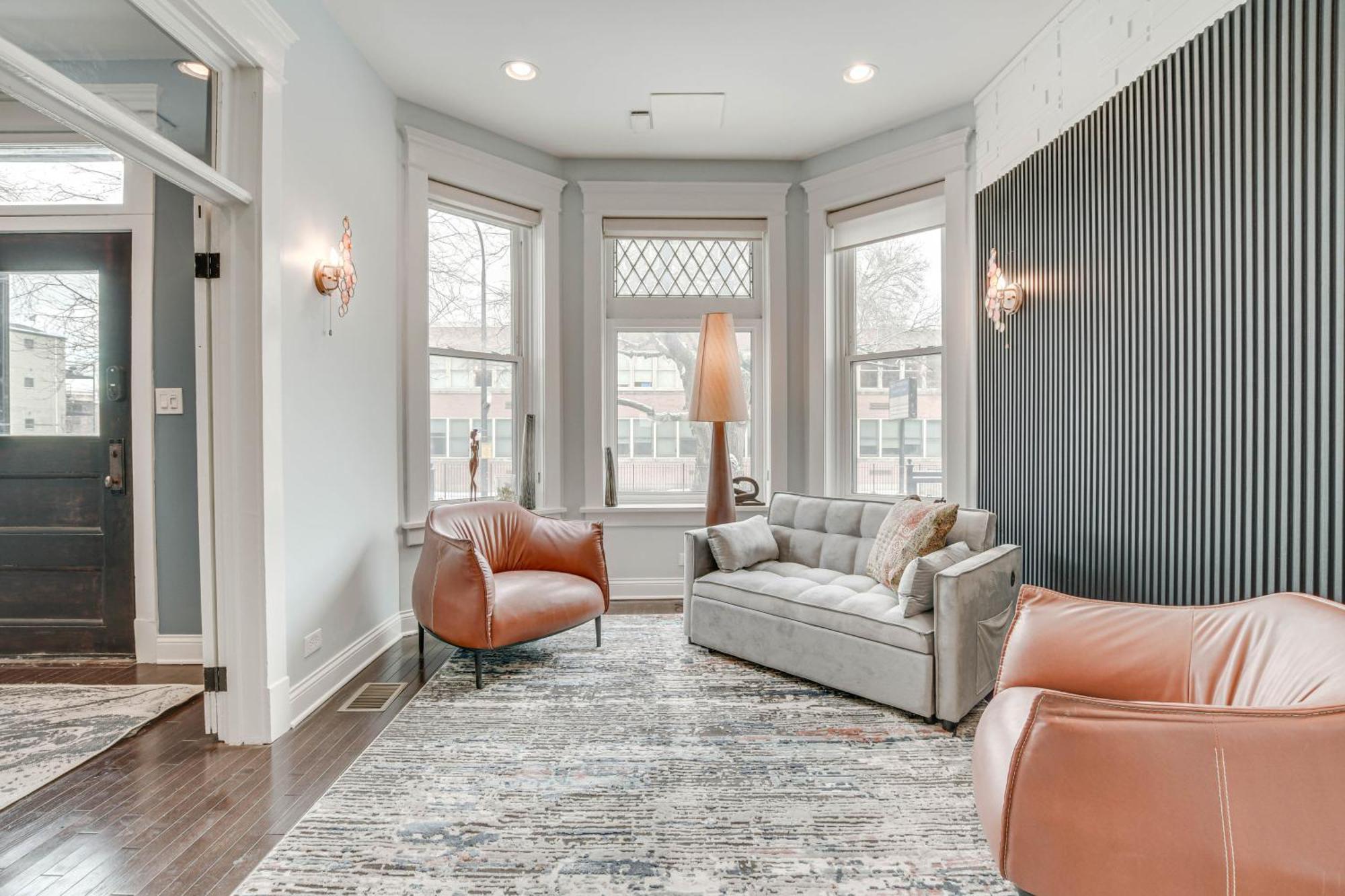 Spacious Condo With Deck About 3 Mi To Downtown Chicago! Extérieur photo
